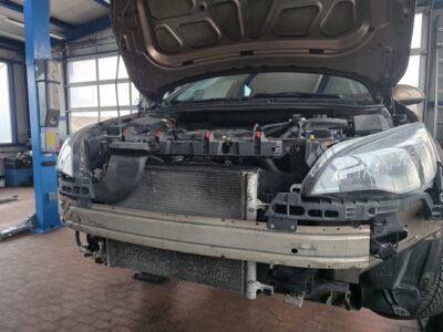 Kfz gutachter böblingen Frontschaden